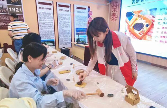 “向美而行”，星群非遗体验课程走进白云景泰